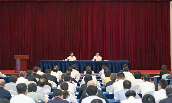 生态环境部召开2025年大气污染防治工作会议1 生态环境部召开2025年大气污染防治工作会议1